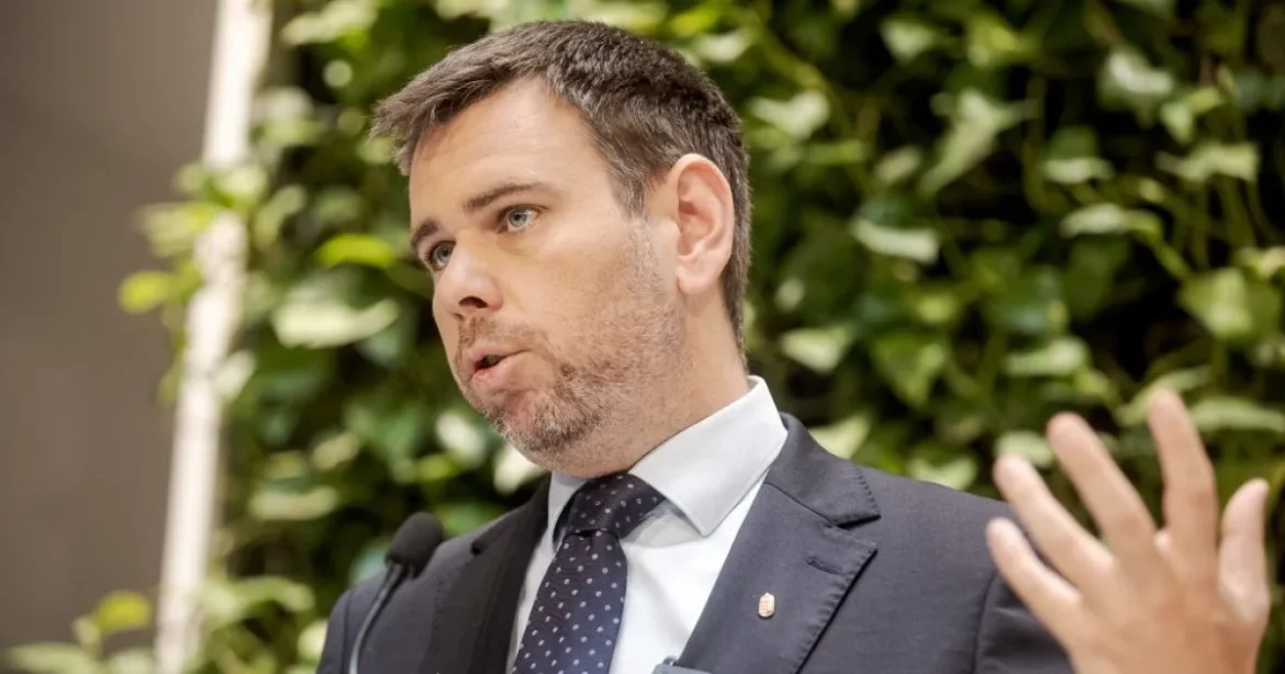 Vitézy: 3500 milliárdból építenék újjá a magyar vasutat